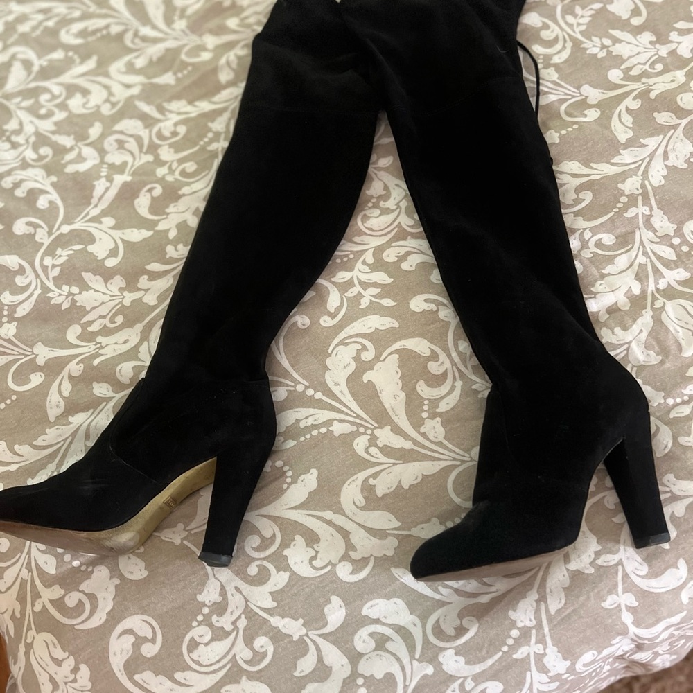 2B Bebe Black Lace Up Boots with Chunky Heel